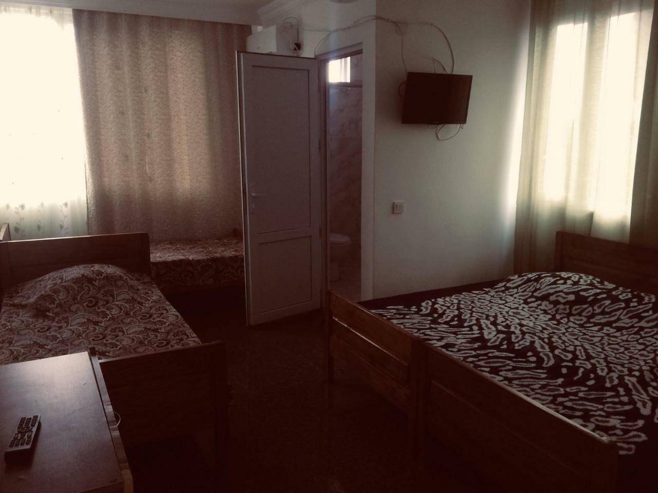 Hotel Twins Kobuleti Exterior foto