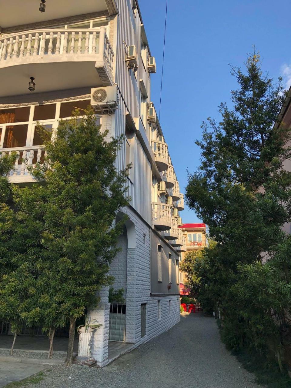 Hotel Twins Kobuleti Exterior foto