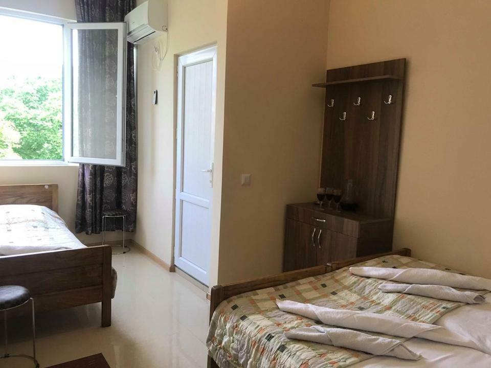 Hotel Twins Kobuleti Exterior foto